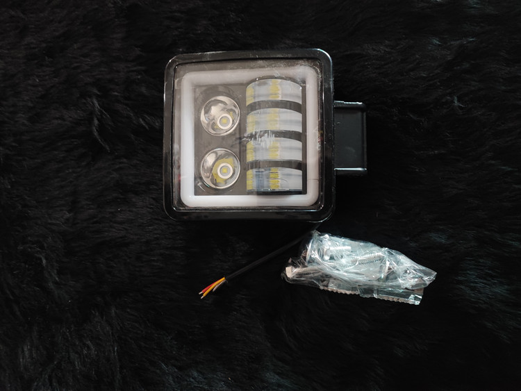 پروژکتور LED مربعی خودرو مدل Work Lamp ولتاژ 12 تا 80 ولت